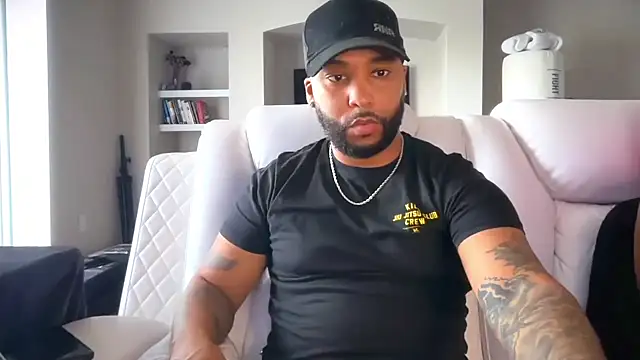 KING FITZ online show from July 5, 6:37 pm
