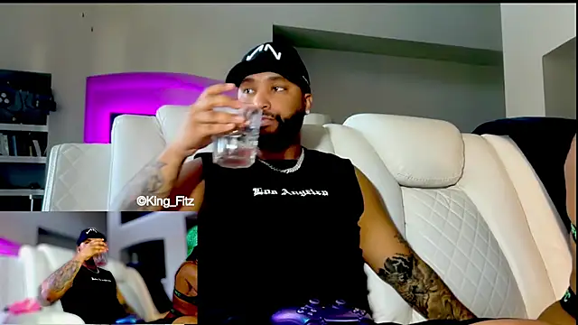 KING FITZ online show from April 24, 2:30 pm