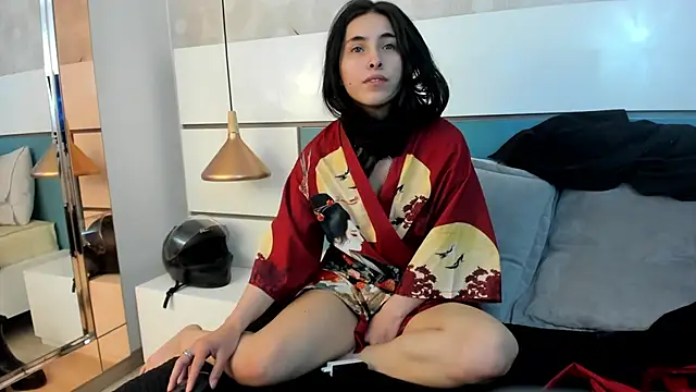 Snapshot of Ashkoreh chatting on June 16, 9:59 pm Ashkoreh online show from June 16, 9:59 pm