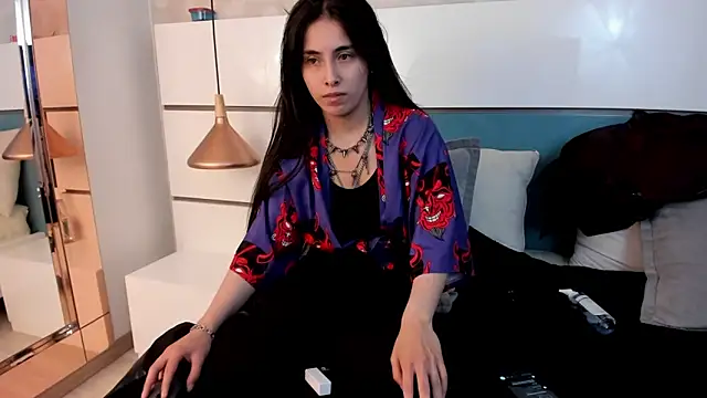 Ashkoreh online show from February 8, 6:38 pm