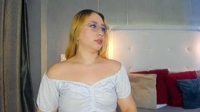 ximenanoah online show from March 17, 12:41 pm