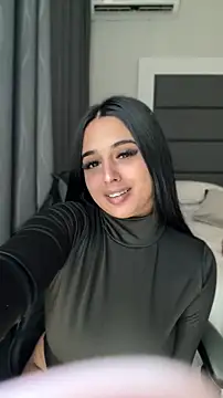 LilMisIndianx online show from April 9, 7:03 am