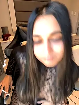 LilMisIndianx online show from November 9, 9:46 am