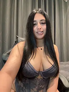 Snapshot of LilMisIndianx chatting on September 10, 7:29 am LilMisIndianx online show from September 10, 7:29 am