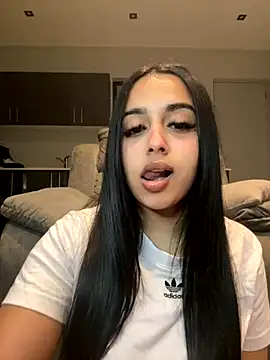 LilMisIndianx online show from October 20, 4:47 am