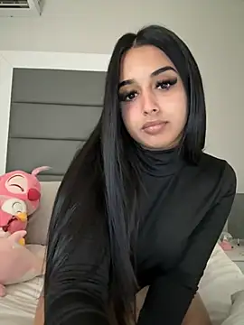 LilMisIndianx online show from February 12, 10:04 am