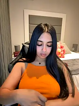 LilMisIndianx online show from November 21, 8:46 am