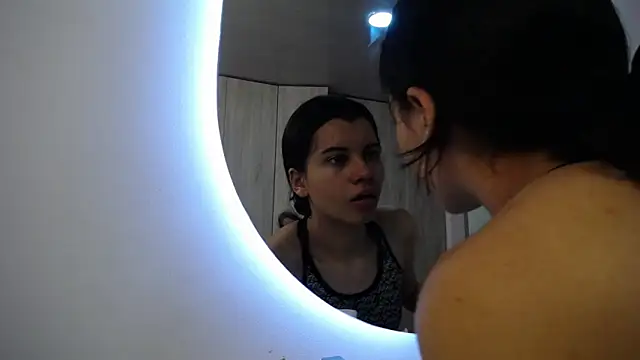 pinky f00x online show from November 24, 7:47 pm