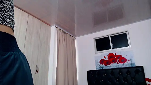 pinky f00x online show from March 13, 7:19 pm