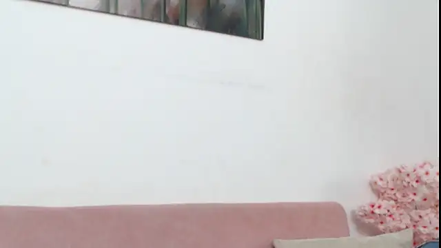 pinky f00x online show from April 10, 7:54 pm