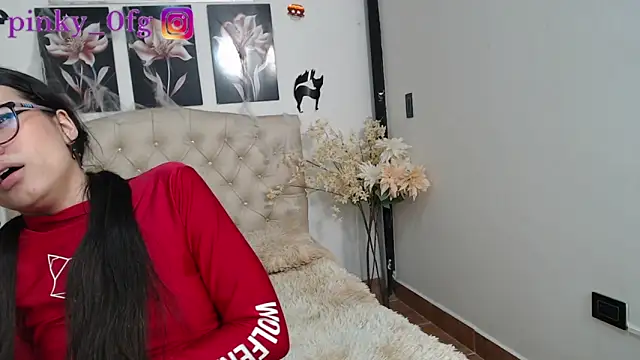 pinky f00x online show from October 16, 12:08 am
