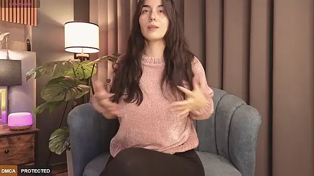 Angelina Dior online show from November 29, 6:41 pm