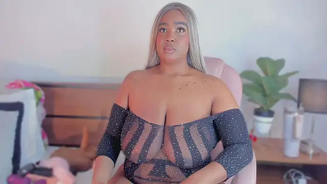 Snapshot of Niicol_Jenner chatting on September 16, 4:46 am Niicol Jenner online show from September 16, 4:46 am