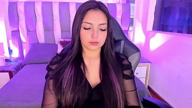 Adaara Rey online show from October 24, 6:40 pm