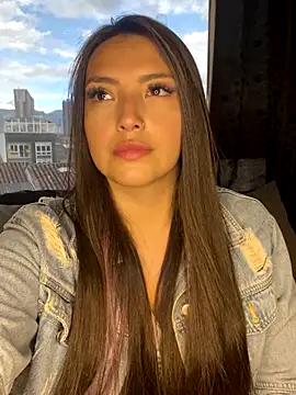 Adaara Rey online show from November 18, 8:56 pm