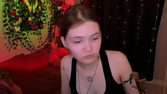 Snapshot of Dilara_xBaby chatting on May 13, 2:13 pm Dilara xBaby online show from May 13, 2:13 pm