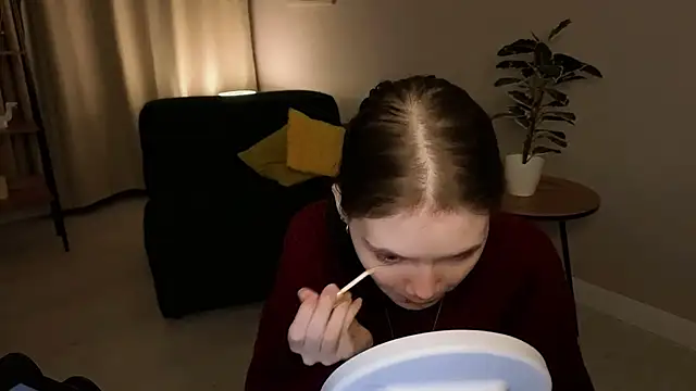 Dilara xBaby online show from April 3, 9:10 pm