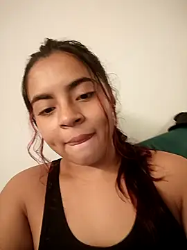 valy shyness online show from March 13, 12:59 am