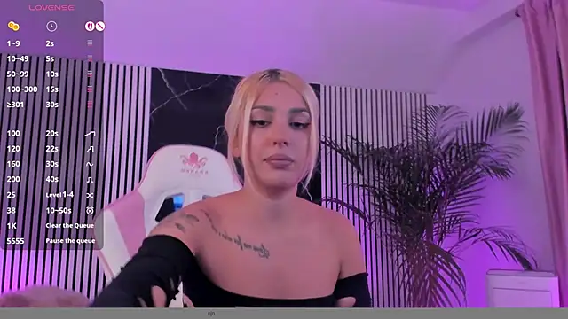 daisyblushh online show from November 1, 7:41 pm