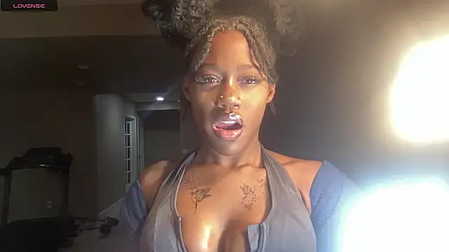 maskedgirl5005 online show from September 28, 8:38 pm