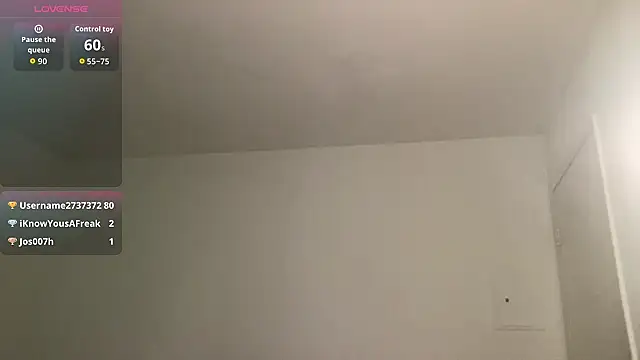 maskedgirl5005 online show from February 18, 7:21 pm