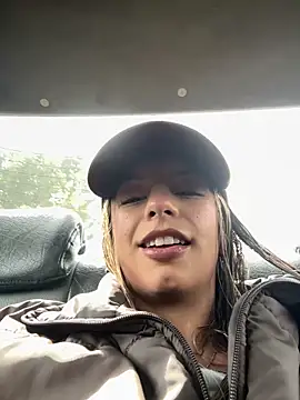 MaryAnneeXOO online show from April 3, 7:42 pm