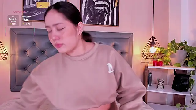 aisha duque online show from February 27, 7:57 pm