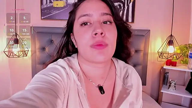 aisha duque online show from February 19, 7:44 pm