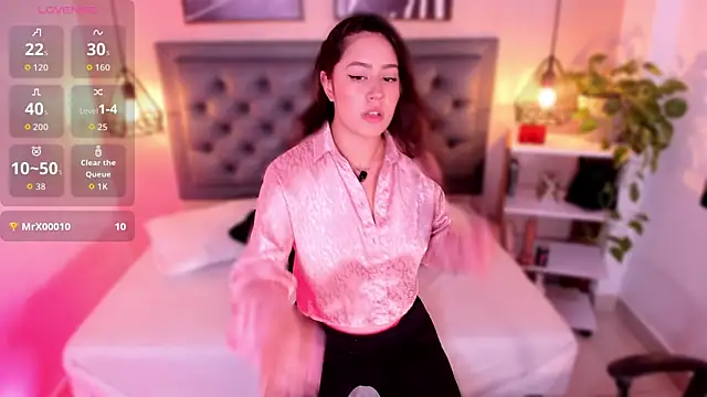 aisha duque online show from September 30, 7:31 pm