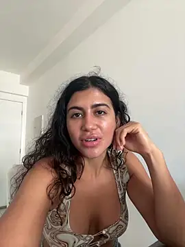 Snapshot of deusaludovica chatting on June 22, 12:46 pm deusaludovica online show from June 22, 12:46 pm