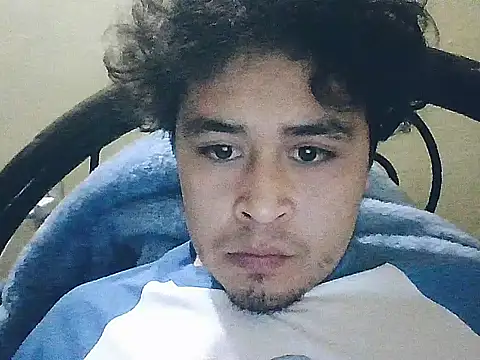 Snapshot of jorgexsuil2hh chatting on November 21, 6:18 pm jorgexsuil2hh online show from November 21, 6:18 pm