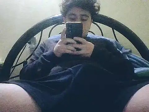 Snapshot of jorgexsuil2hh chatting on October 18, 2:24 am jorgexsuil2hh online show from October 18, 2:24 am