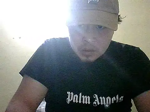 Snapshot of jorgexsuil2hh chatting on February 9, 6:33 am jorgexsuil2hh online show from February 9, 6:33 am