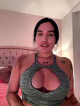 Bella  Wood online show from November 13, 8:02 pm