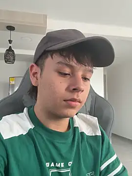 nico leroy online show from November 17, 7:51 pm