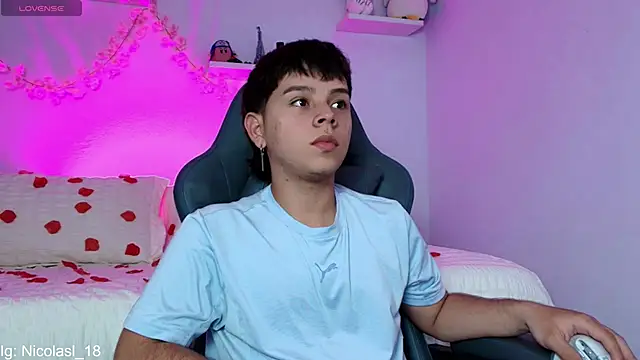 nico leroy online show from February 17, 8:39 pm