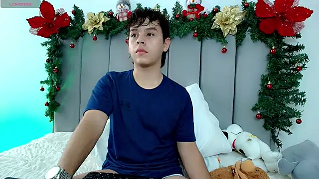 nico leroy online show from December 15, 7:52 pm