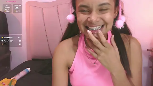 liz7skinny online show from February 3, 2:53 am