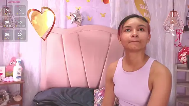 liz7skinny online show from February 26, 9:15 pm