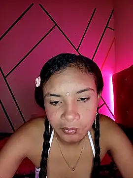 Snapshot of liz7skinny chatting on October 13, 9:27 pm liz7skinny online show from October 13, 9:27 pm