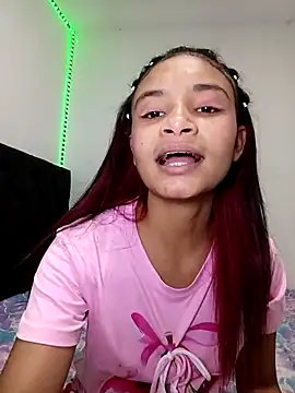 liz7skinny online show from March 31, 8:33 pm