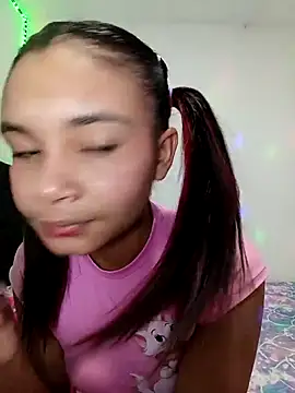 liz7skinny online show from April 2, 9:10 pm