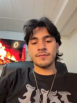 Elian savoy online show from October 31, 1:57 am