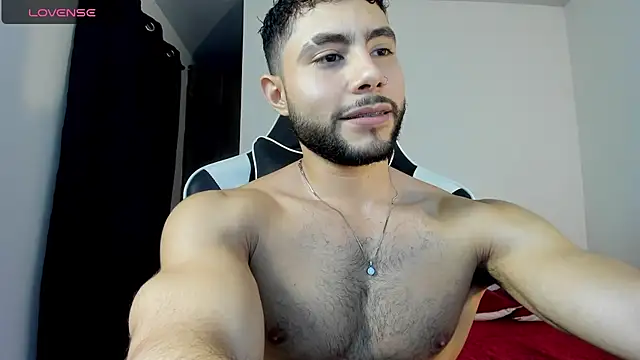 Snapshot of bryan_mugn chatting on November 28, 2:56 am bryan mugn online show from November 28, 2:56 am