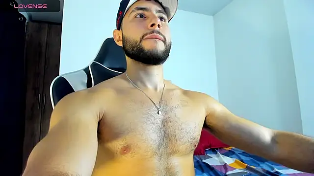 Snapshot of bryan_mugn chatting on October 8, 3:52 am bryan mugn online show from October 8, 3:52 am