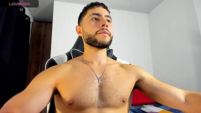 Snapshot of bryan_mugn chatting on November 7, 3:11 am bryan mugn online show from November 7, 3:11 am