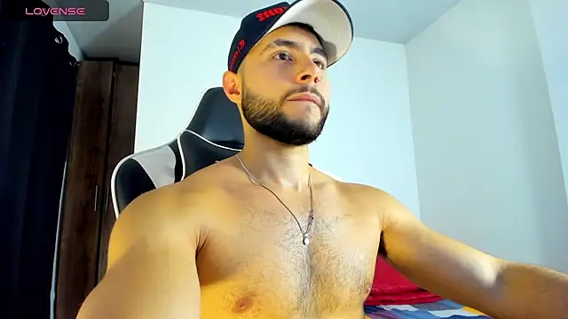 Snapshot of bryan_mugn chatting on September 25, 3:23 am bryan mugn online show from September 25, 3:23 am