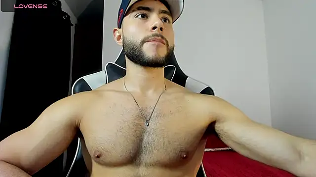 Snapshot of bryan_mugn chatting on November 21, 3:05 am bryan mugn online show from November 21, 3:05 am