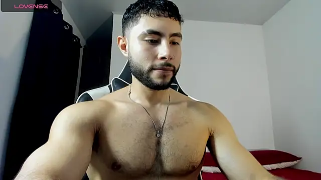 Snapshot of bryan_mugn chatting on December 3, 2:45 am bryan mugn online show from December 3, 2:45 am