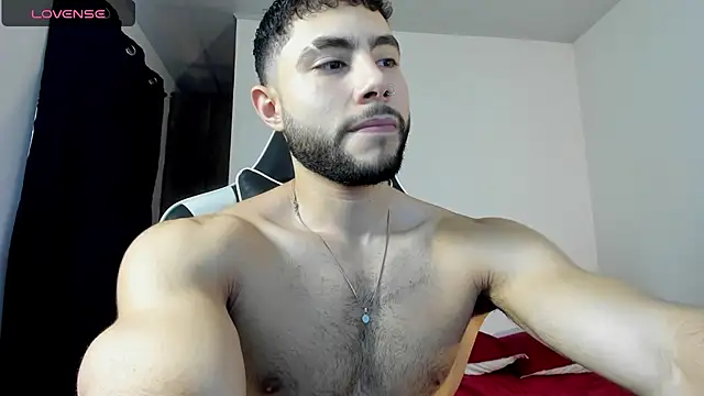 Snapshot of bryan_mugn chatting on November 30, 8:42 pm bryan mugn online show from November 30, 8:42 pm